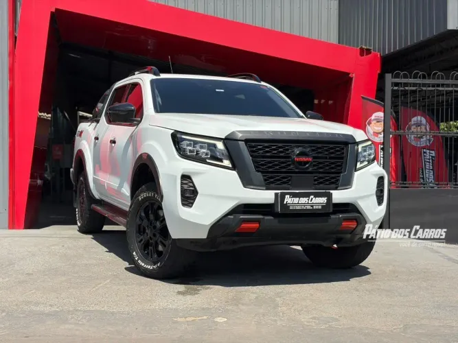 Nissan Frontier Pro4x CD 4X4 2.3 Bi-TB Die. AUT 2023