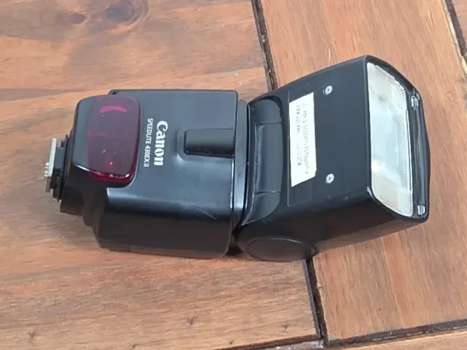 Flash Canon Speedlite 430EX II - Funcionando