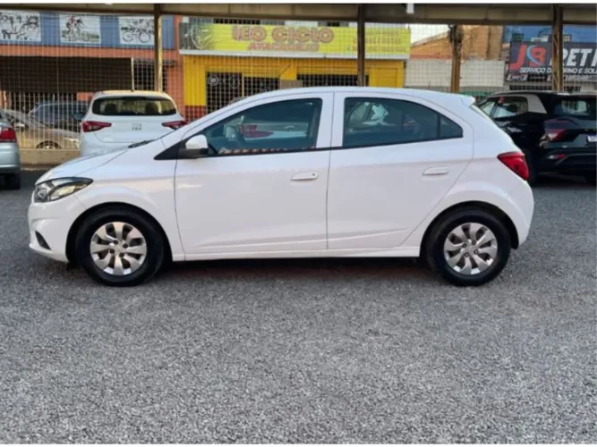 Chevrolet Onix Hatch LT 1.0 8V Flex Mec. 4P 2019