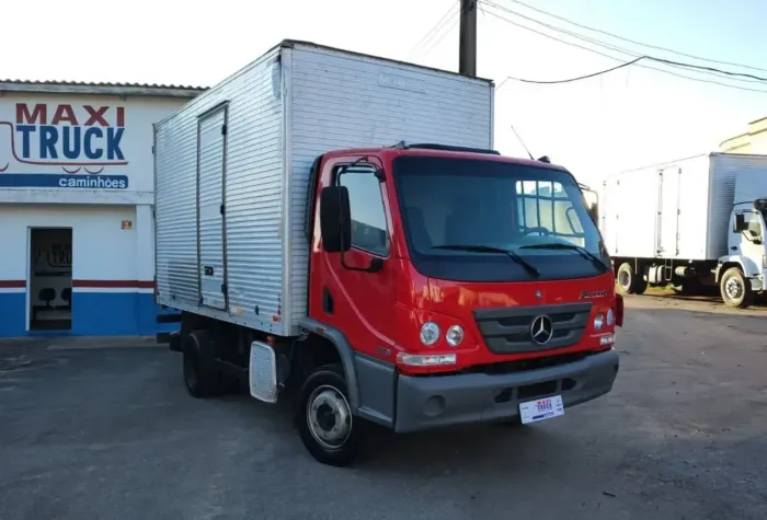 CAMINHÃO MB