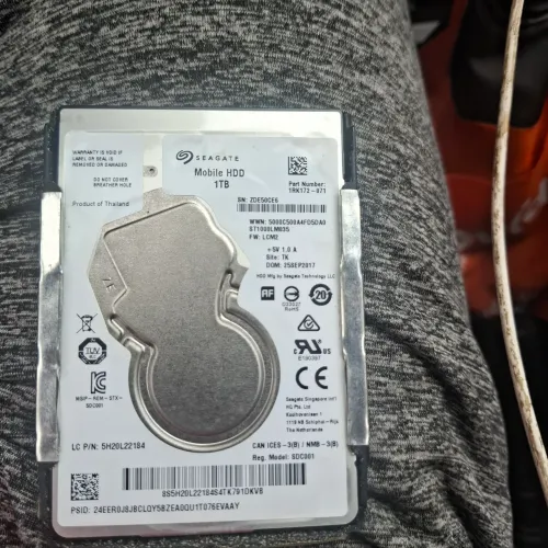 Vendo disco rígido interno nunca usado por 600 reais