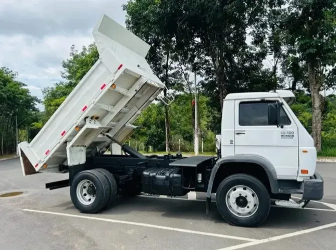 Caçamba V-W 13-180 Wolker 