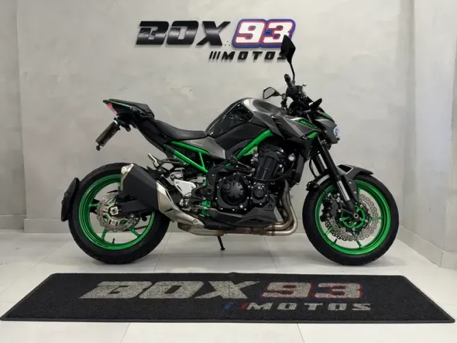 Kawasaki Z900 2023