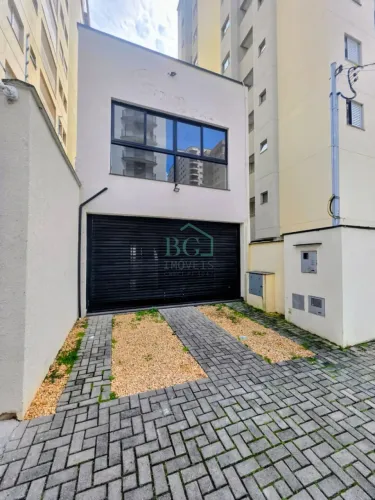 Excelente ponto comercial de 171,34m² á venda no Centro de Poços de Caldas MG.
