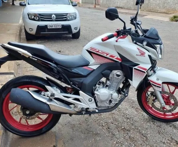CB Twister 250 F