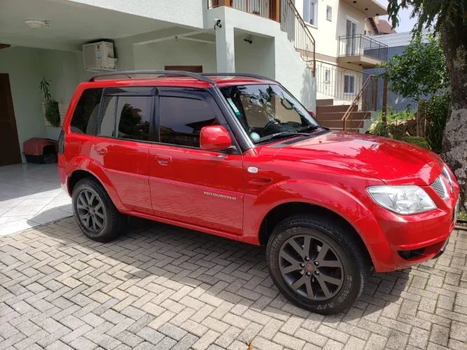 Mitsubishi Pajero TR4 2.0/ 2.0 Flex 16V 4X4 Mec. 2010