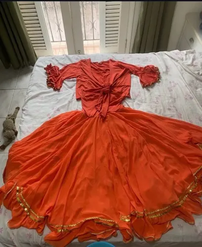CONJUNTO DE SAIA E BLUSA CIGANA