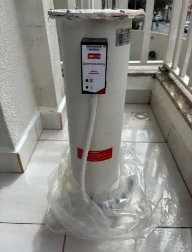 Deionizador de Água Completo Bivolt - 100 L/h - Excelente Estado de Conservação