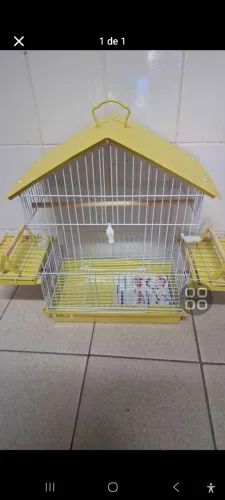 Vendo gaiola nova grande luxo barato 61cm altura e 44cm frente e 26cm laterais