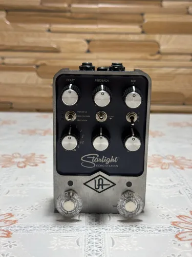 Pedal Universal Audio Starlight