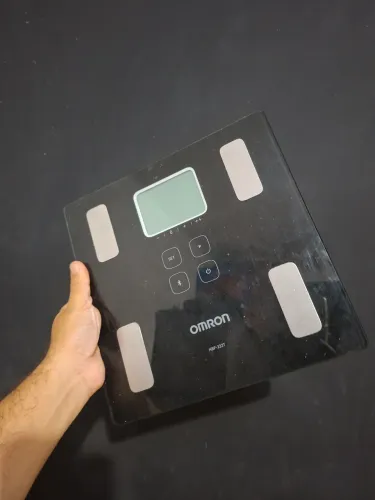 BALANÇA DE BIOIMPEDÂNCIA OMRON