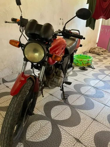 Interessado chama