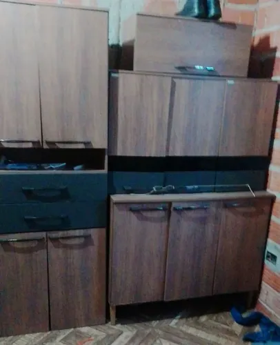 Vende-se armário de cozinha 400$$ !!!