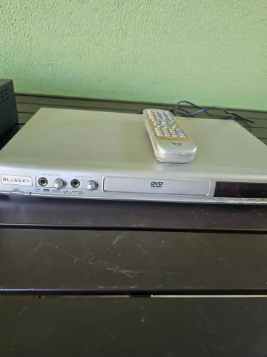 Vendo aparelho para dvd bluesky