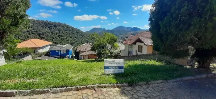 Terreno à venda, 247 m² por R$ 190.000,00 - Albuquerque - Teresópolis/RJ