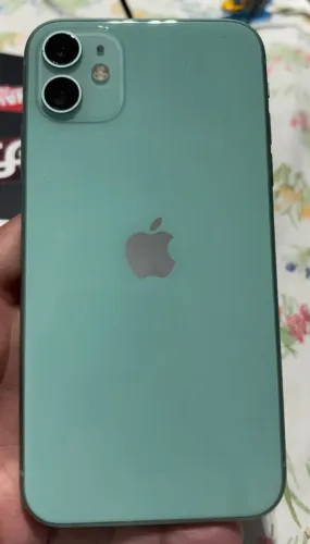 iPhone 11