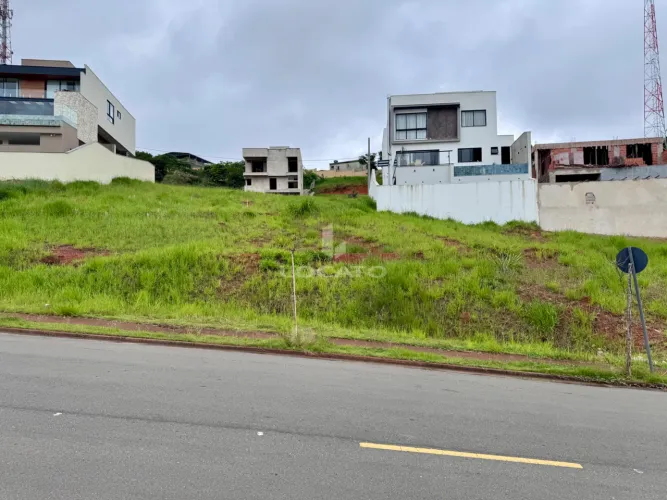 Terreno Condomínio Estrela Alta