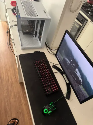 PC GAMER - EXCELENTE ESTADO