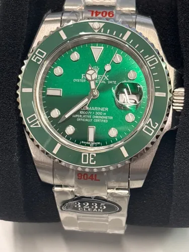 Relógio Rolex Submariner ?Hulk? 40mm
