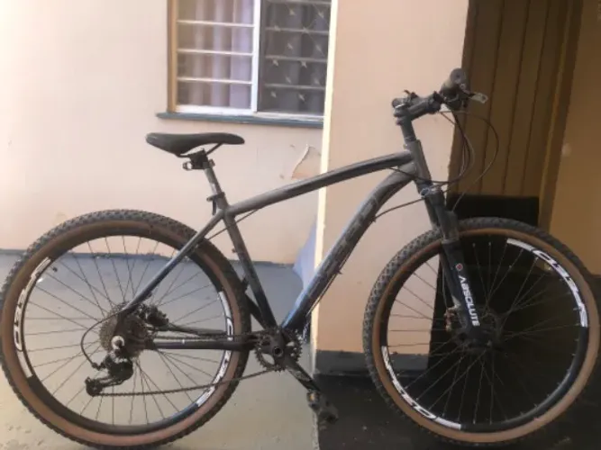 Bicicleta em ótimo estado ideal para quem gosta de pedalar, aceito propostas!