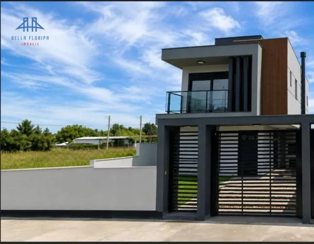 Casa com 3 dormitórios à venda, 115 m² por R$ 950.000,00 - Canasvieiras - Florianópolis/SC
