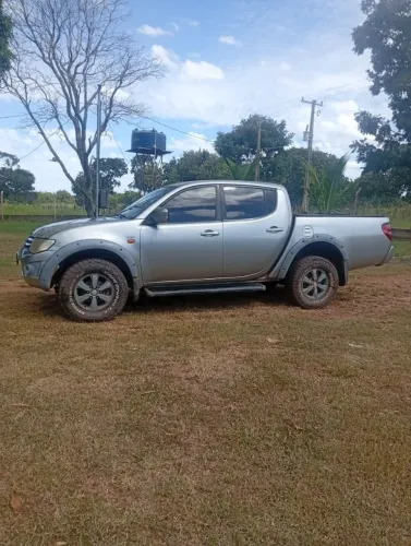 Mitsubishi L200 Triton GLS 3.2 CD TB Int.diesel MEC 2012