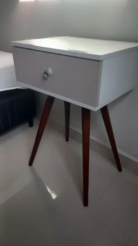 Criado Retro