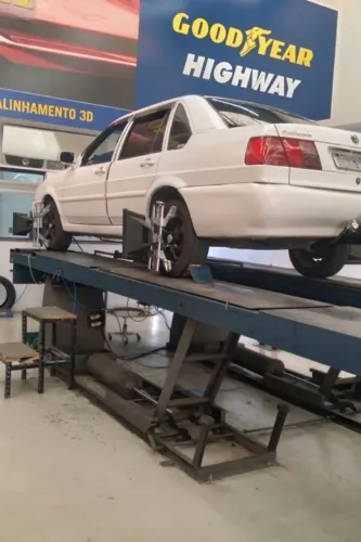 Volkswagen Santana 1.8 MI (álcool) 2002