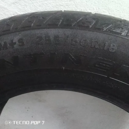 Cross contact/ continental m+s 255/60 r18