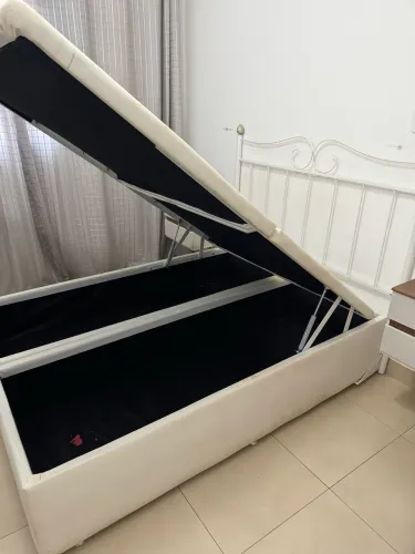 Cama baú com cabeceira