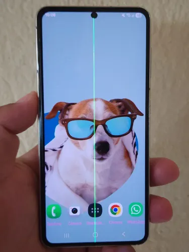 S21 5G 128 Gb com linha verde na tela.aparelho funciona tudo normal.