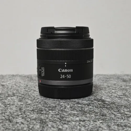 Lente Canon RF 24-50mm IS STM