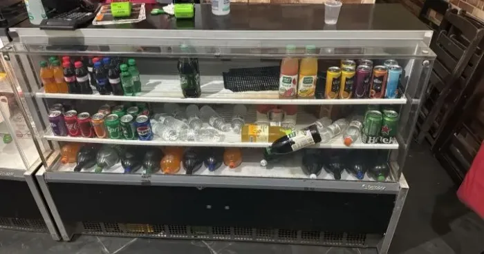 Vitrine expositora refrigerada