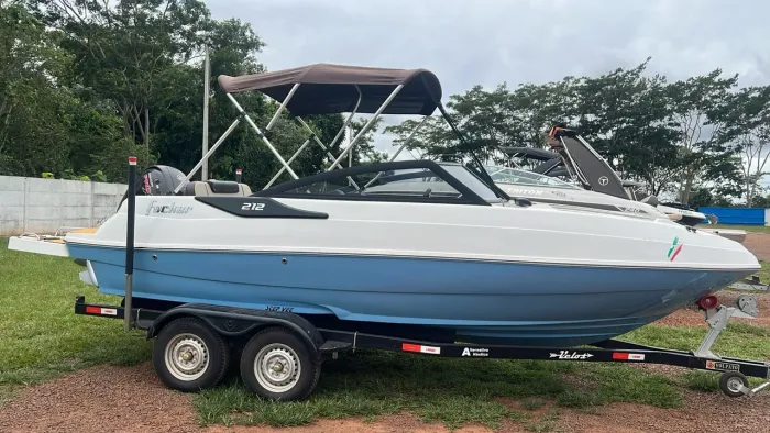 Lancha Focker 212 - Novembro 2024 com carretinha dupla 