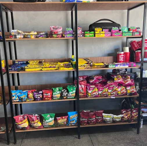 VENDO PRATELEIRAS MERCADO PLANEJADO