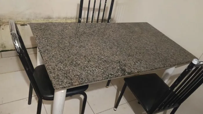 Mesa pedra