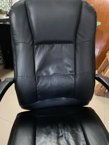 Vendo cadeira de escritório usada