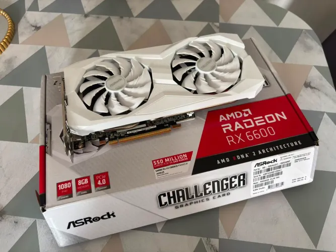 Placa de vídeo rx6600