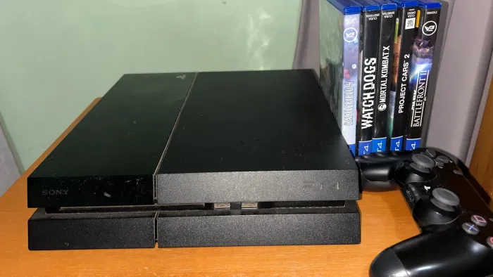 PlayStation 4 Fat