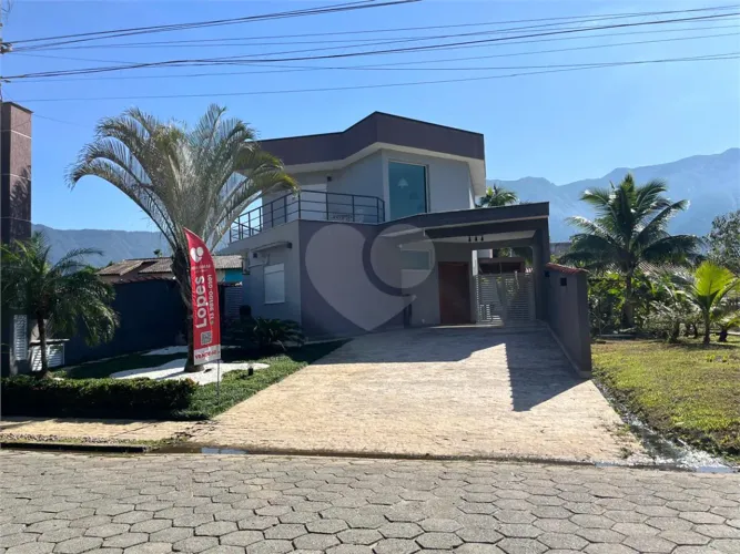 Condomínio com 5 quartos à venda em Morada da praia - SP