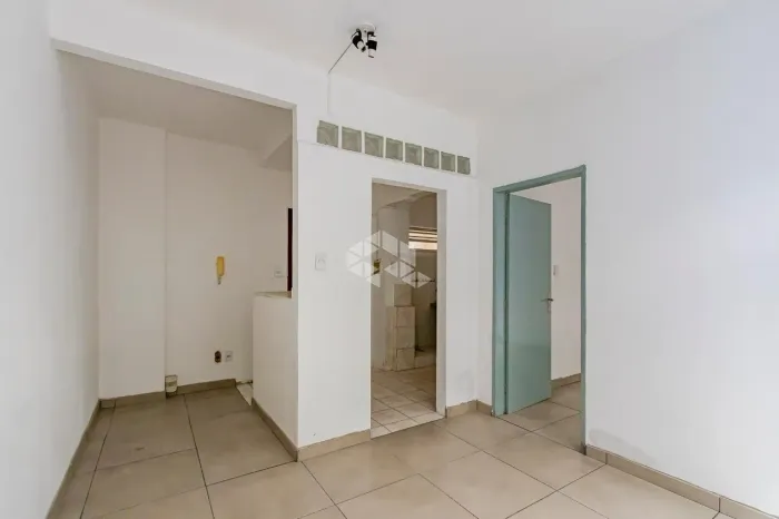 Apartamento de 1 dormitório de 42,50m² de área Privativa. Elevador. 24h Portaria
