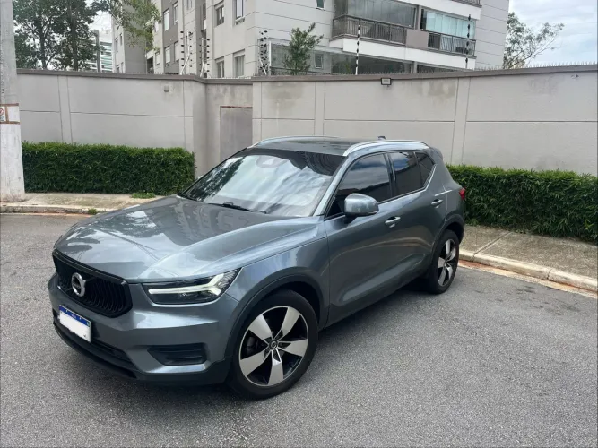 Volvo XC40 T-5 Momentum 2.0 252cv AWD 2018