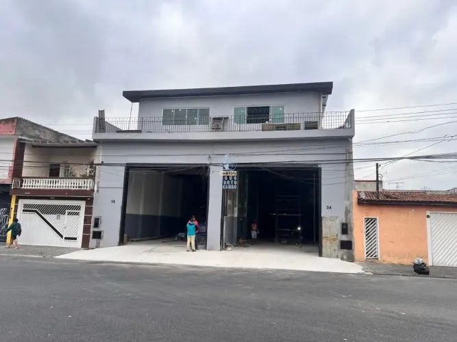 Galpão para Locação Na Vila Sabrina.