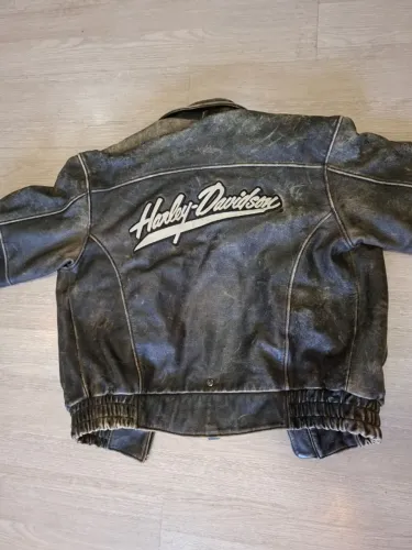 Jaqueta de couro Harley Davidson original/ estado impecável