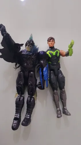 Dupla rara de vilão e herói Max stil 
