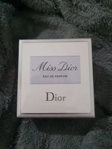 Vendo perfume miss dior