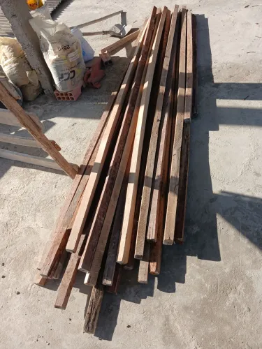 Vende 28 Caibros de 2,7 metros
