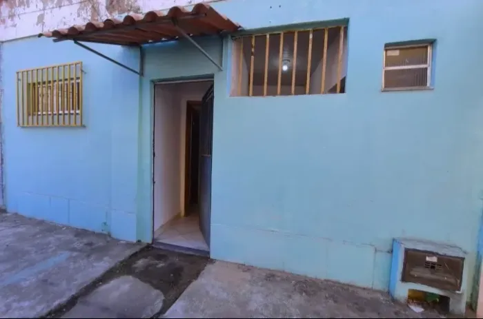 VENDE-SE CASA NO SÃO CAETANO