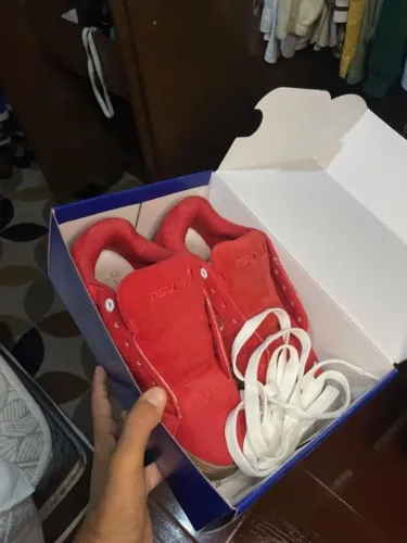 tenis tesla vermelho original VENDO OU TROCO