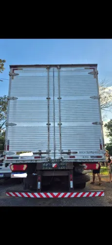 Caminhão  1113 ,direção hidráulica turbinado, diferencial reduzido 